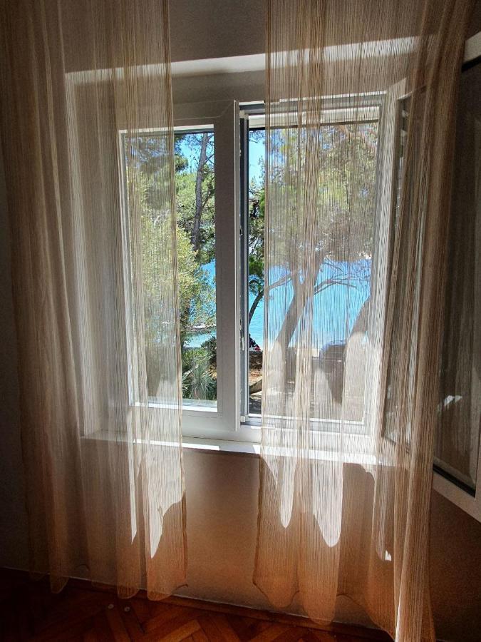 Sidus Maris, Spacious Seaside Apartment With Free Parking Martinšćica Extérieur photo