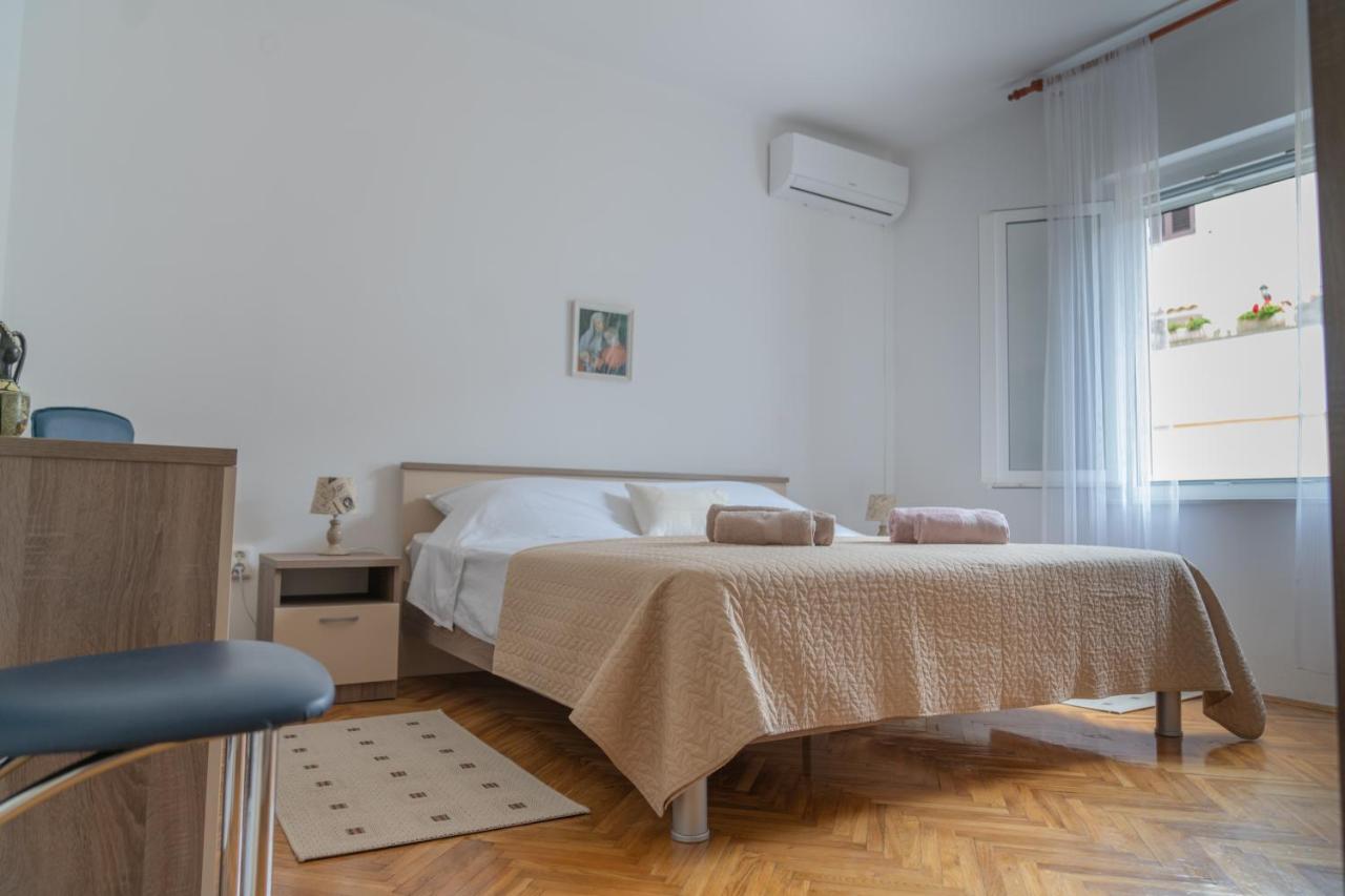 Sidus Maris, Spacious Seaside Apartment With Free Parking Martinšćica Extérieur photo